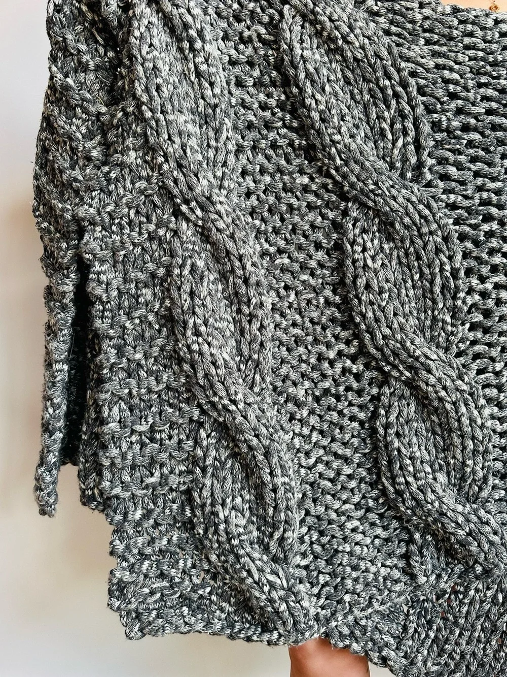 Pottery Barn Colossal Cable Knit Throw Blanket Gray Marl Twin Size 75x65 Boho